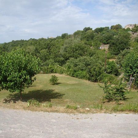 Appartement / Gite Les Papillons Lablachère Zewnętrze zdjęcie