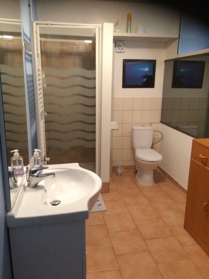 Appartement / Gite Les Papillons Lablachère Zewnętrze zdjęcie